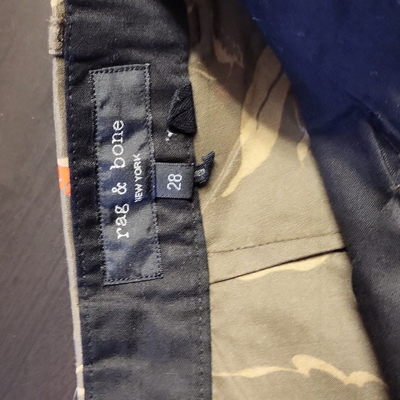 rag & bone Jackson Shorts Olive Green Bird Fauna Pleat Front Pockets Size 28 - Picture 8 of 14